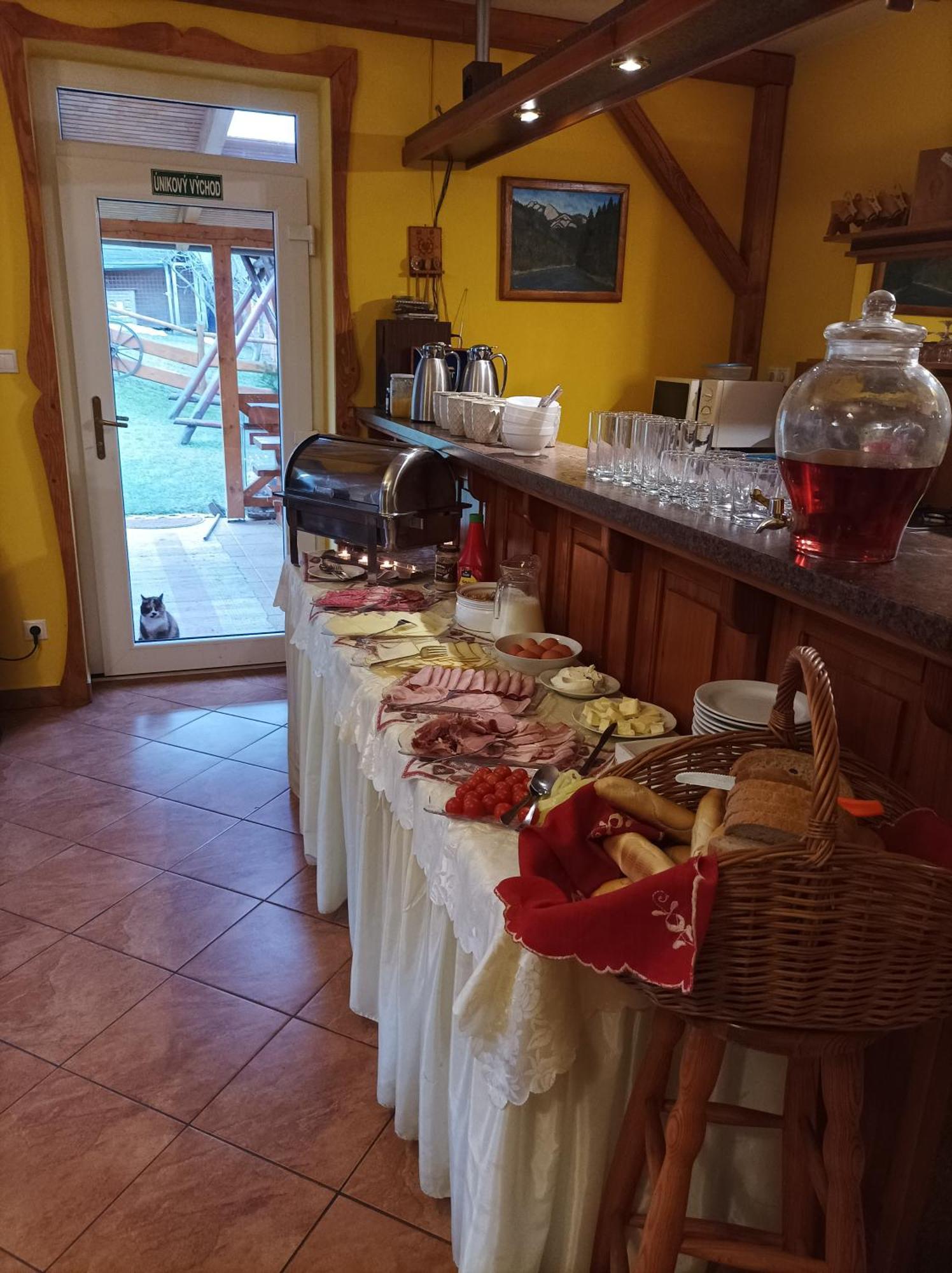 Pezion Limbovy Dvor Vrbov