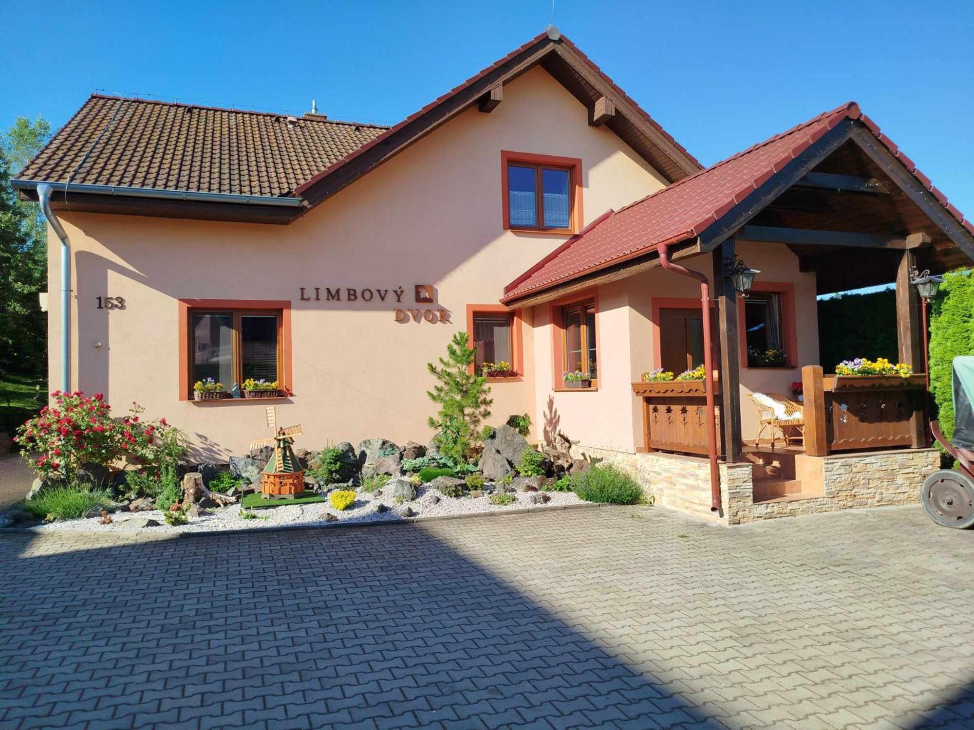 Penzión pre hostí Pezion Limbovy Dvor Vrbov